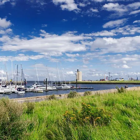 Neue Reihe 8 Links * Cuxhaven